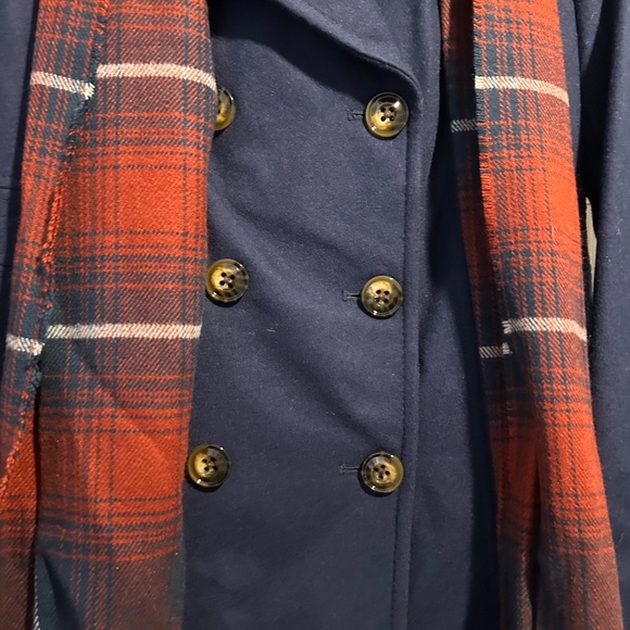 London Fog, Double Breasted, Ladies Navy Blue Peacoat with Scarf, Large, NWT - Picture 2 of 12